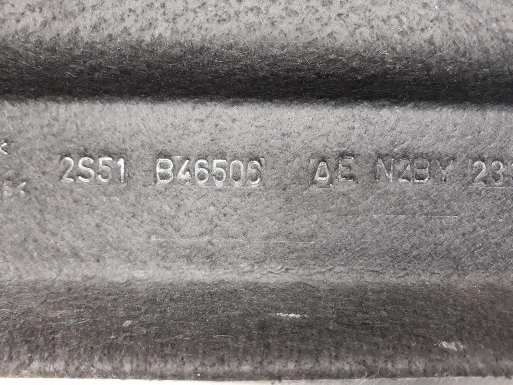1004807721006_20190215095322.jpg