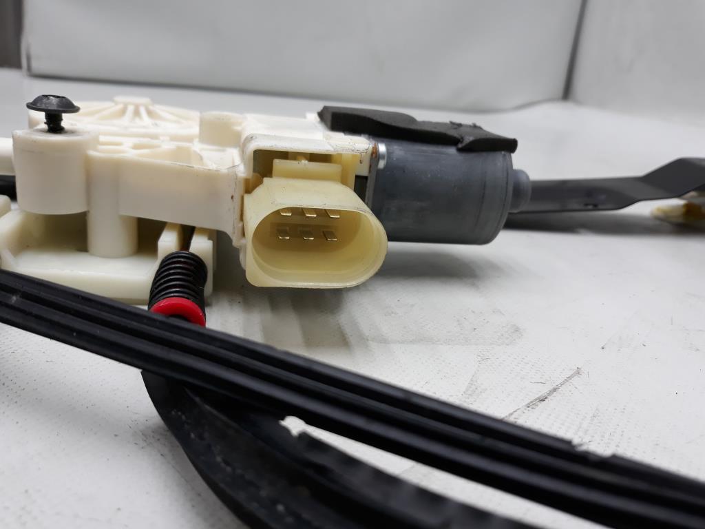1004791871006_20190128151233.jpg