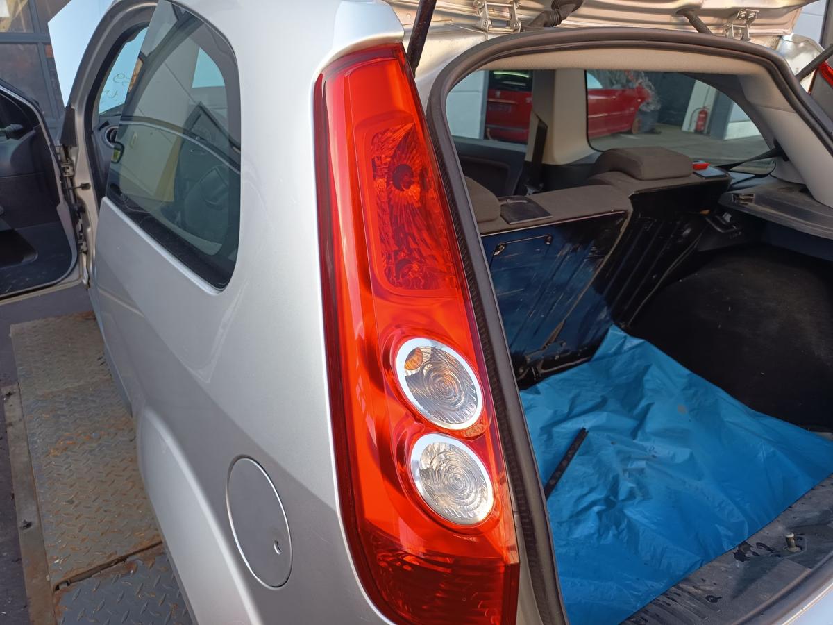 Ford Fiesta VI 3t&uuml;rer original R&uuml;ckleuchte links Heck Schluss Licht Bj 2006