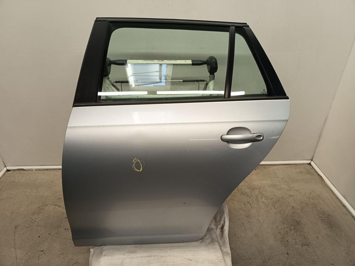 VW Golf V 1K5 Variant Bj 2008 original Tür hinten links LA7W Reflexsilber