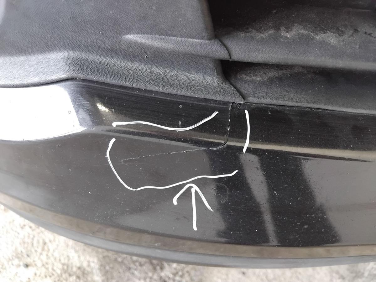 Renault Clio 3 original Sto&szlig;stange Sto&szlig;f&auml;nger vorn besch&auml;digt BJ2008 NV676 Noir Nacre