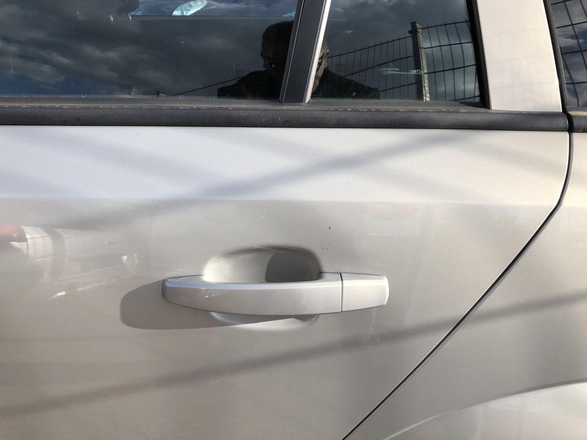 Opel Astra H Caravan Tür hinten links Fondtür Z167 Pannacotta Autotür Kombi