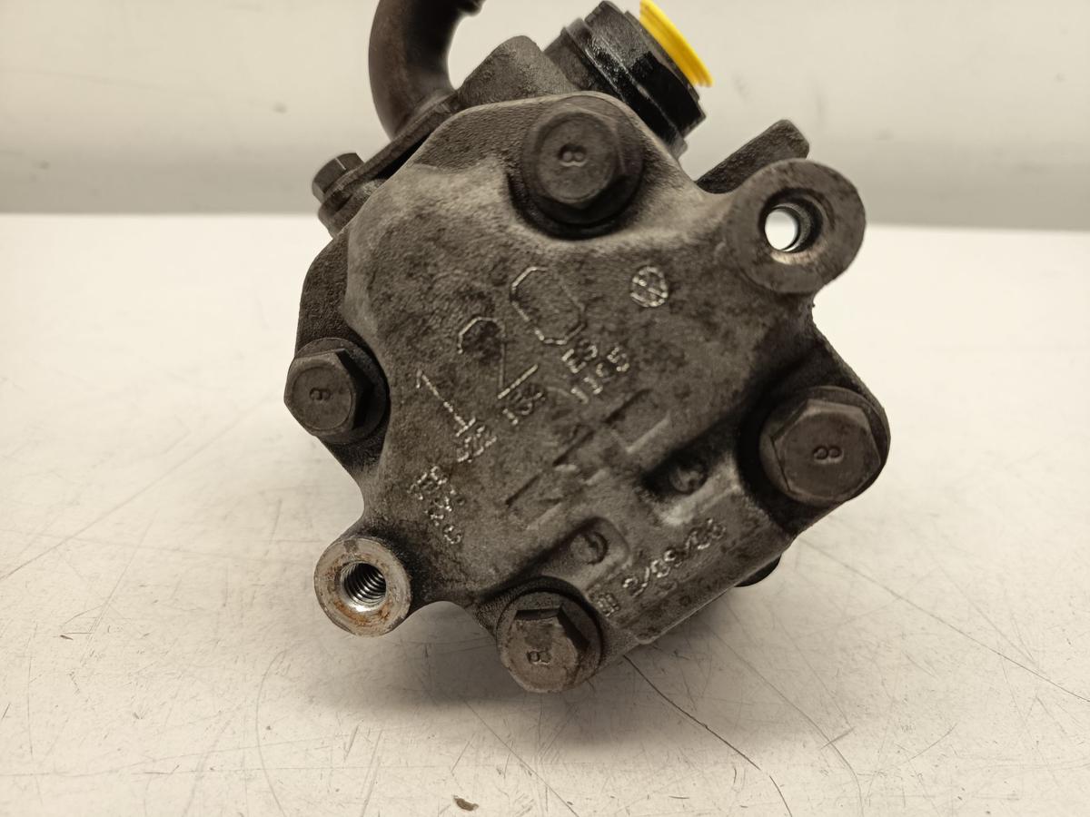 VW Transporter T5 original Servopumpe 7H0422154ES Baujahr 2006