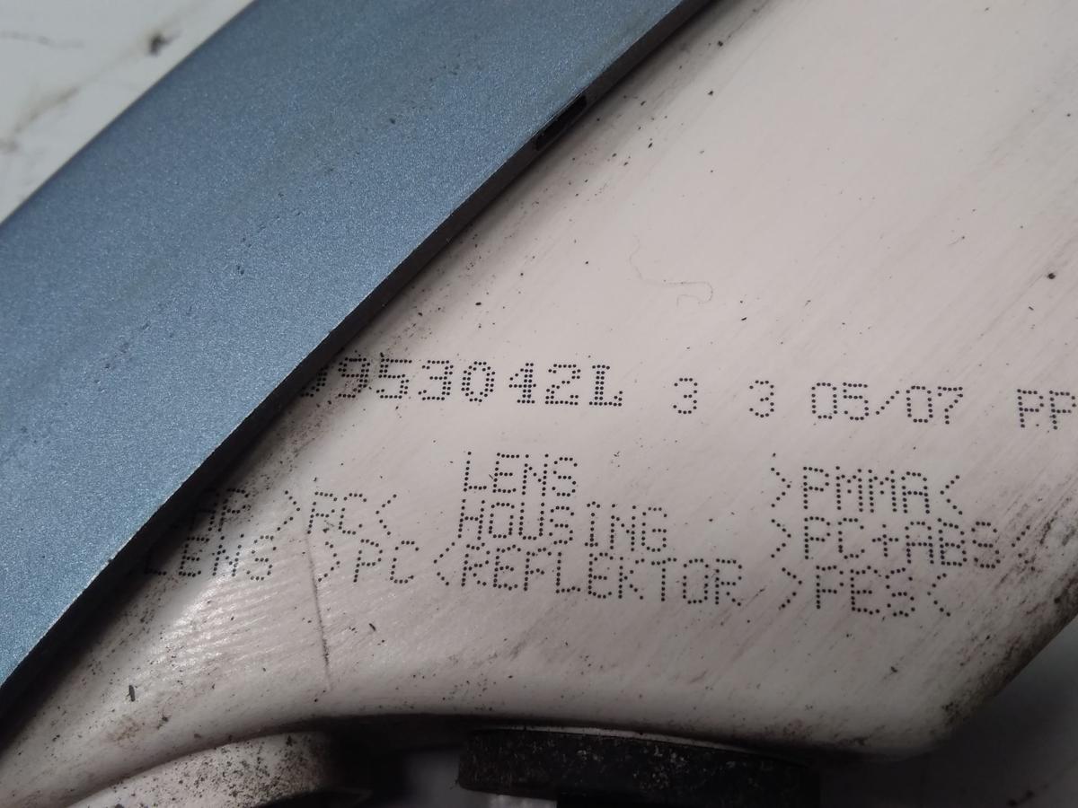 VW Passat 3C B6 original Satz Blinkleuchten weiss mit Schutzleisten Bj.2007