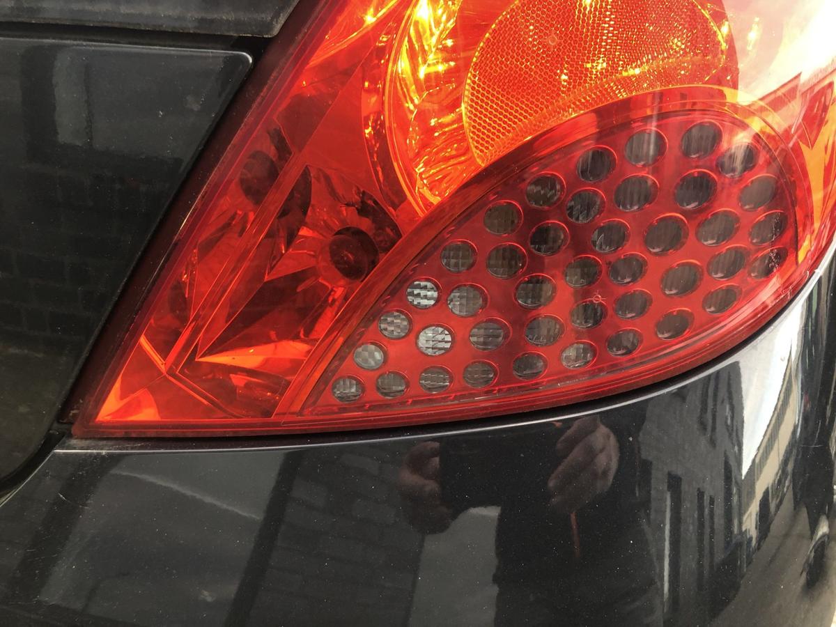 Peugeot 207CC Rückleuchte rechts Rücklicht Heckleuchte Cabrio bis 2009