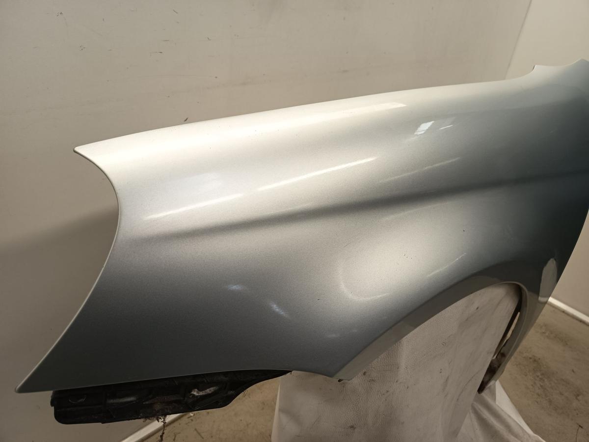 VW Golf V 1K5 Variant Bj 2008 original Kotflügel links LA7W Reflexsilber