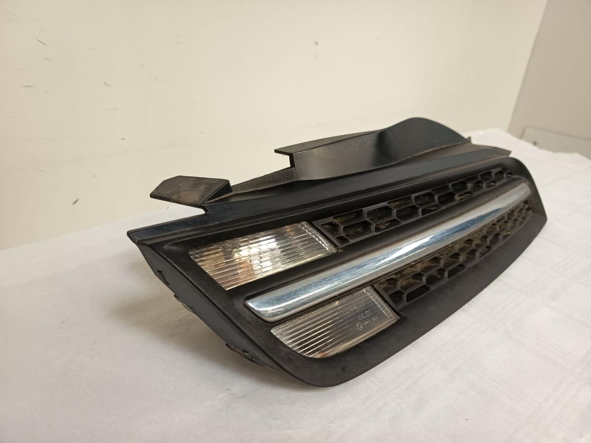 Nissan Micra K12 Cabrio orig Kühlergrillgitter mit Blinker vorn rechts Bj 2006