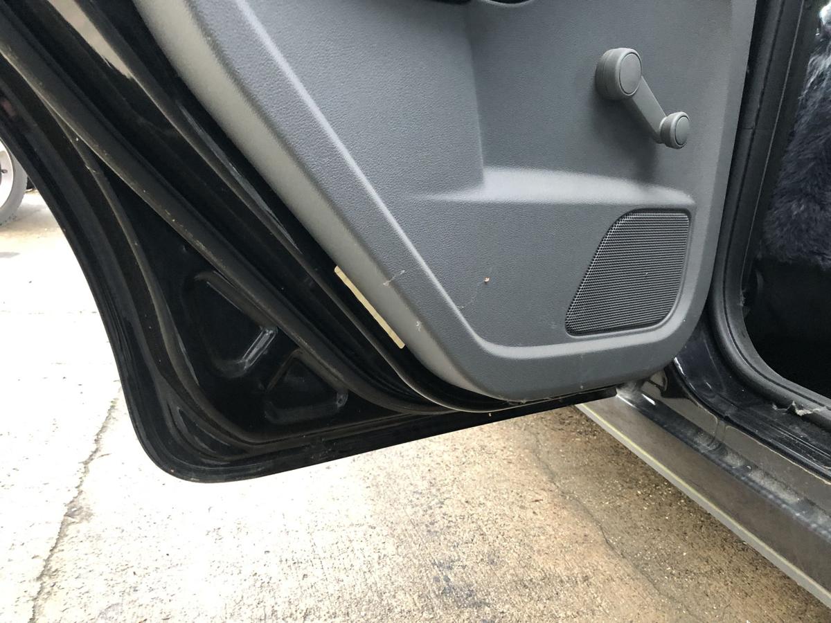 Ford Focus DA3 ab08 Tür hinten links Fondtür 5türer schwarz Rohbau