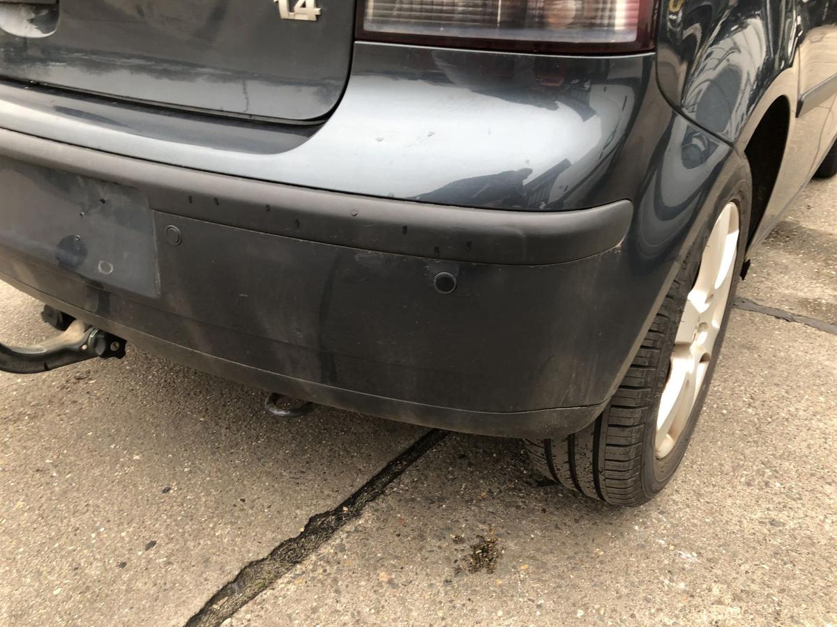 VW Polo 9N3 Sto&szlig;f&auml;nger hinten Hecksch&uuml;rze mit PDC LC7V grau f&uuml;r 3 und 5 t&uuml;rer
