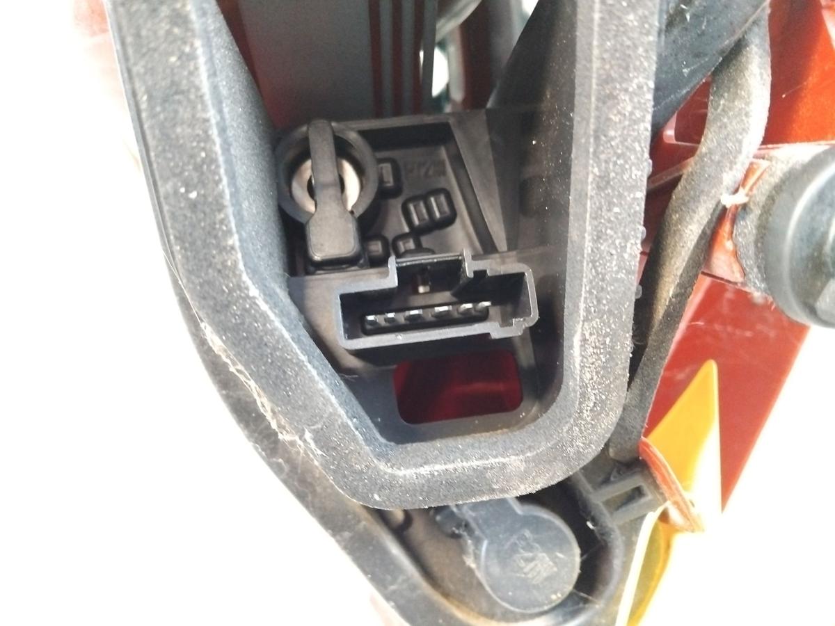 Peugeot 207 CC original R&uuml;ckleuchte Heckleuchte rechts Bj.2009