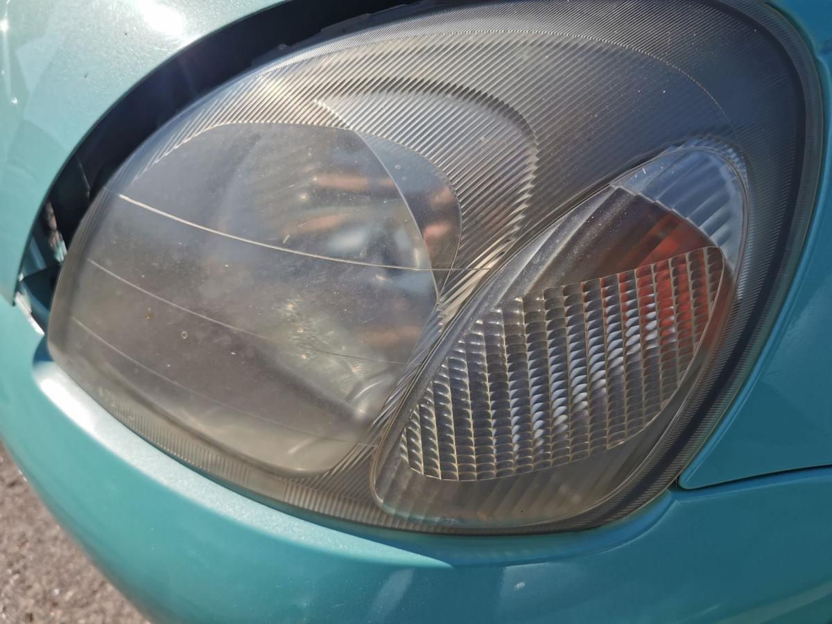 Toyota Yaris XP10 Scheinwerfer Hauptscheinwerfer Lampe vorn links TRÜB bis 2003