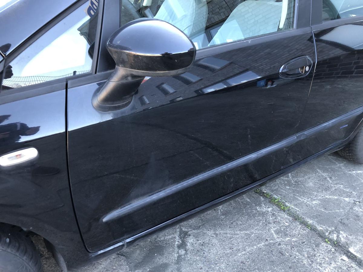 Fiat Grande Punto 199 T&uuml;r vorn links Fahrert&uuml;r 5 t&uuml;rer Roh 891 Nero Provocatore