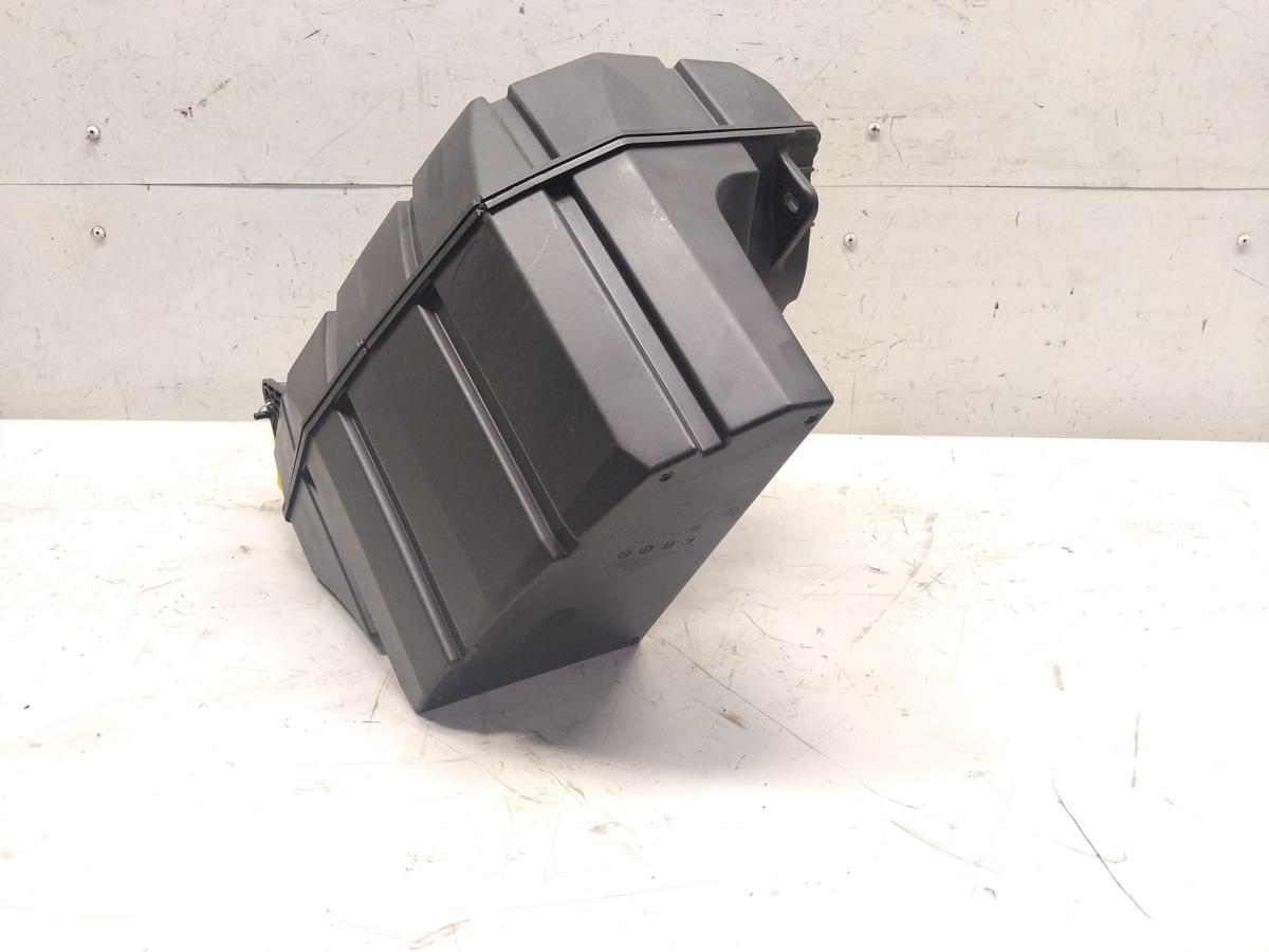 Tesla Model Y original Subwoofer Bassbox 165626700B BJ2023