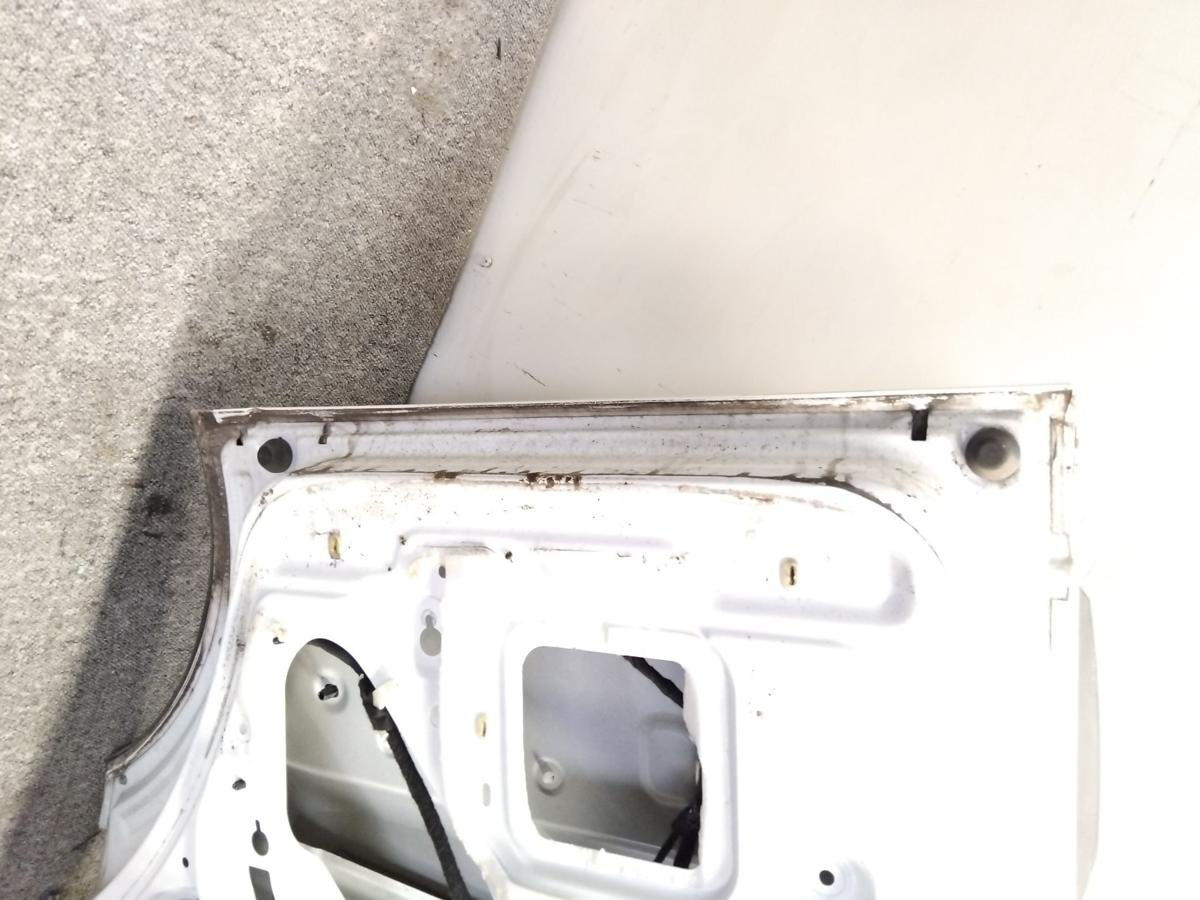 Ford Transit 7 T&uuml;r vorn links Fahrert&uuml;r frostweiss Bj.2019