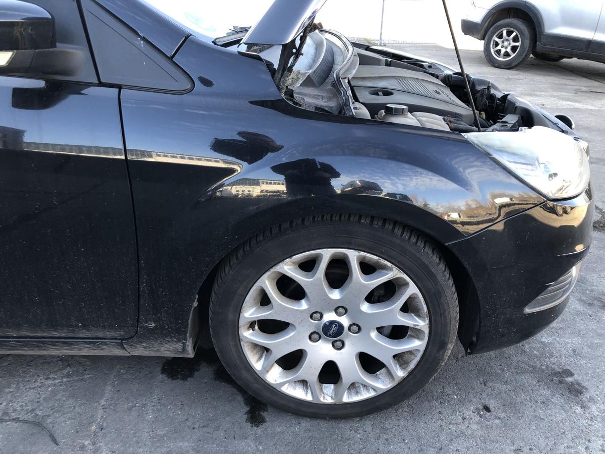 Ford Focus DA3 ab07 Kotfl&uuml;gel vorn rechts Beifahrerseite Pantherschwarz