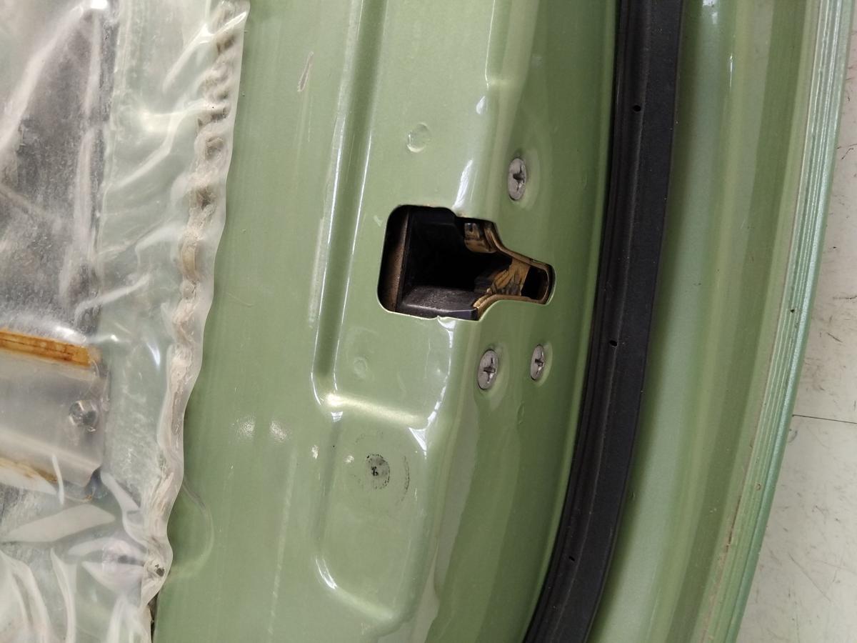 Nissan Micra K12 original T&uuml;r vorn rechts J13 Seegrasgr&uuml;n Metallic 3t&uuml;rig BJ2003