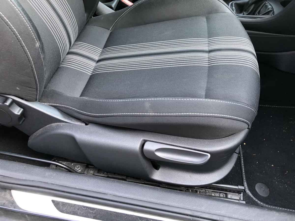 VW Polo 6R Sitz vorn rechts Beifahrersitz 3 türer MATCH Kunstleder Heizung