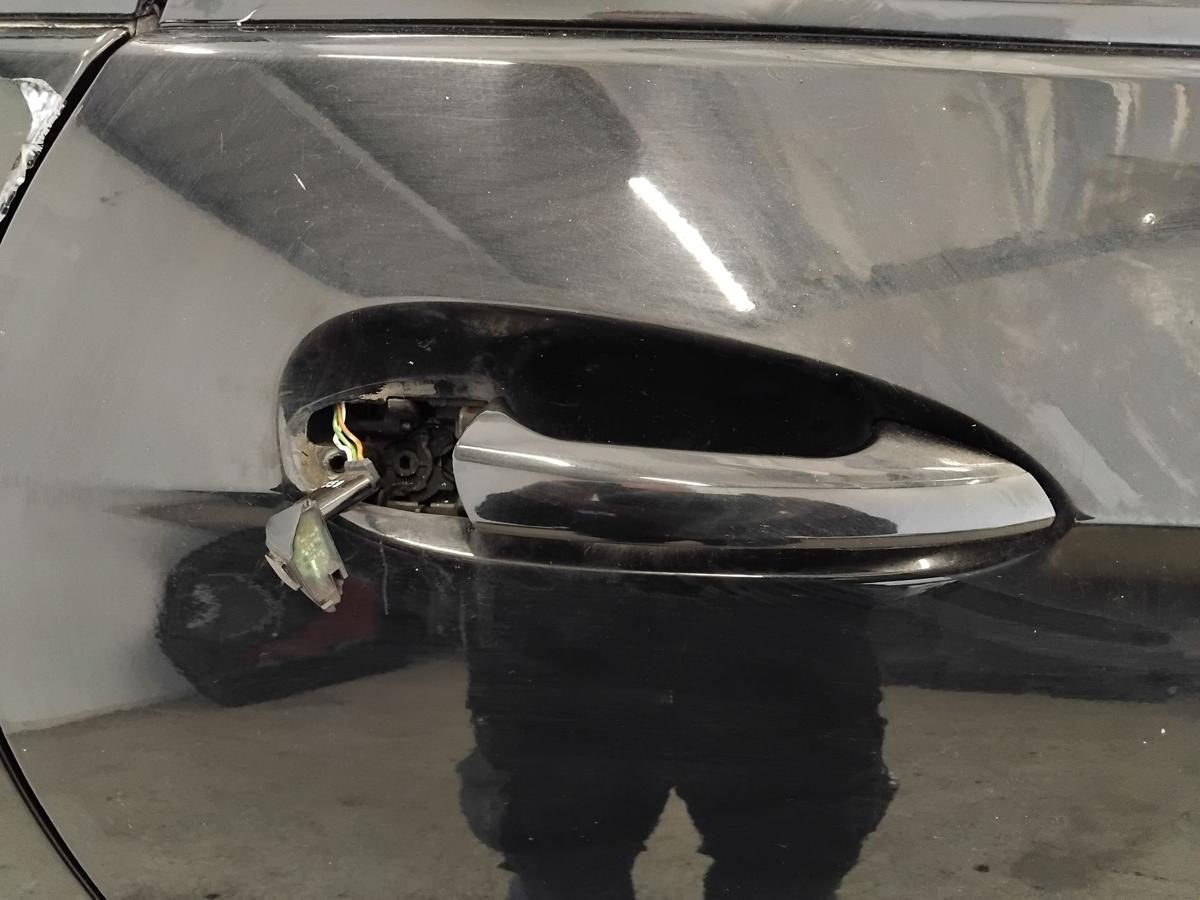 Mercedes E-Klasse Coupe C207 Tür vorn rechts Beifahrertür BJ2009 197 obsidianschwarzmetallic