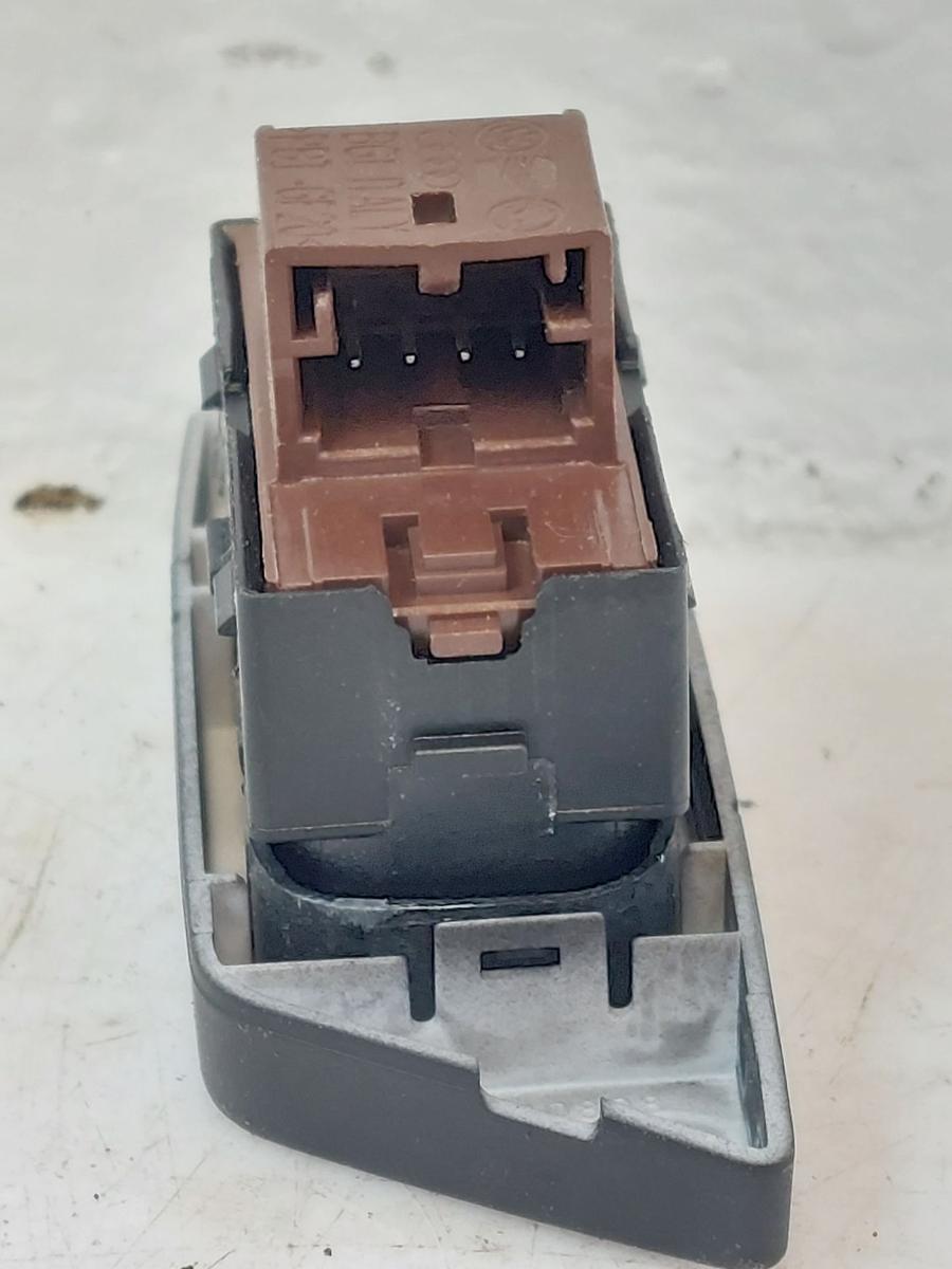 Audi Q2 Typ AG Taster Schalter Zentralverriegelung ZV OEM