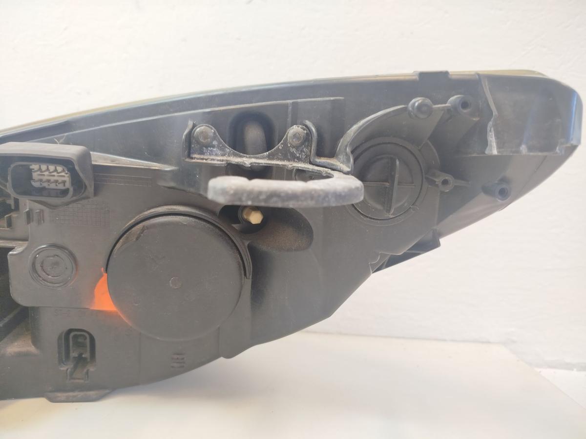 Peugeot 308 SW 4E 4H Scheinwerfer rechts Hauptscheinwerfer Halogen leicht Tr&uuml;b