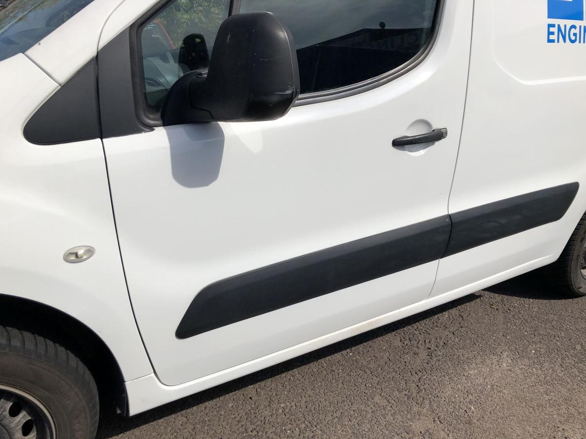 Citroen Berlingo B9 Kasten T&uuml;r vorn links Fahrert&uuml;r im Rohbau EWP weiss