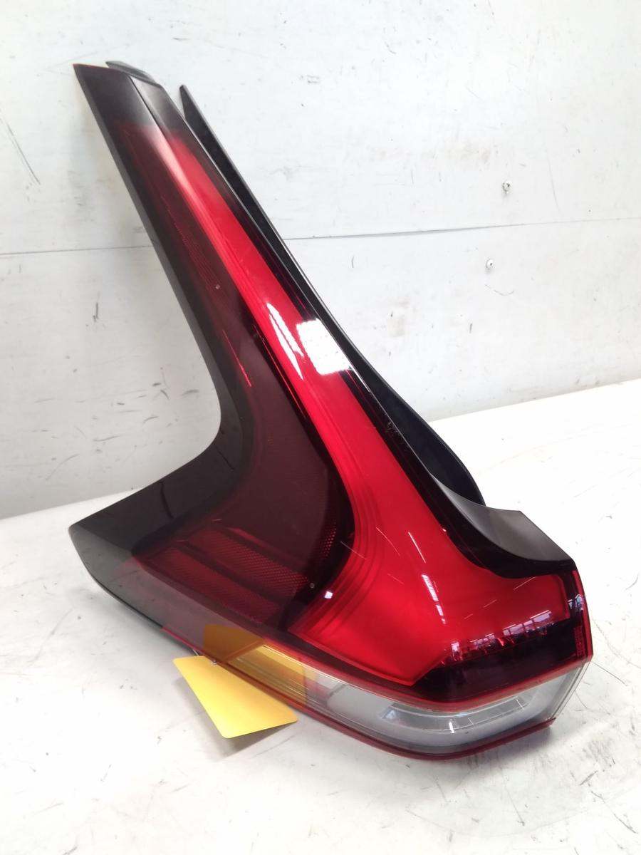 Mitsubishi Eclipse Cross original R&uuml;ckleuchte Schlussleuchte links aussen Facelift