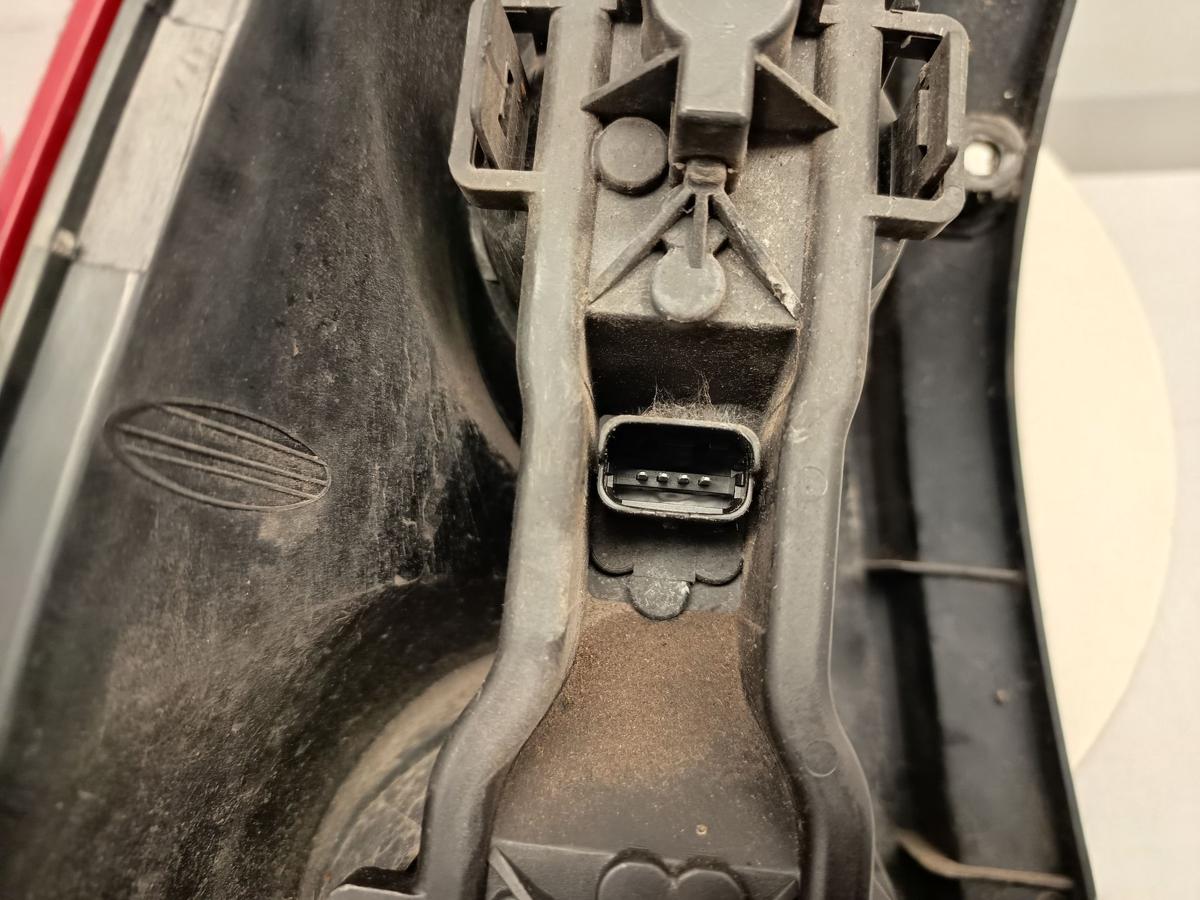 Nissan Primera P12 Kombi original R&uuml;ckleuchte rechts Baujahr 2003