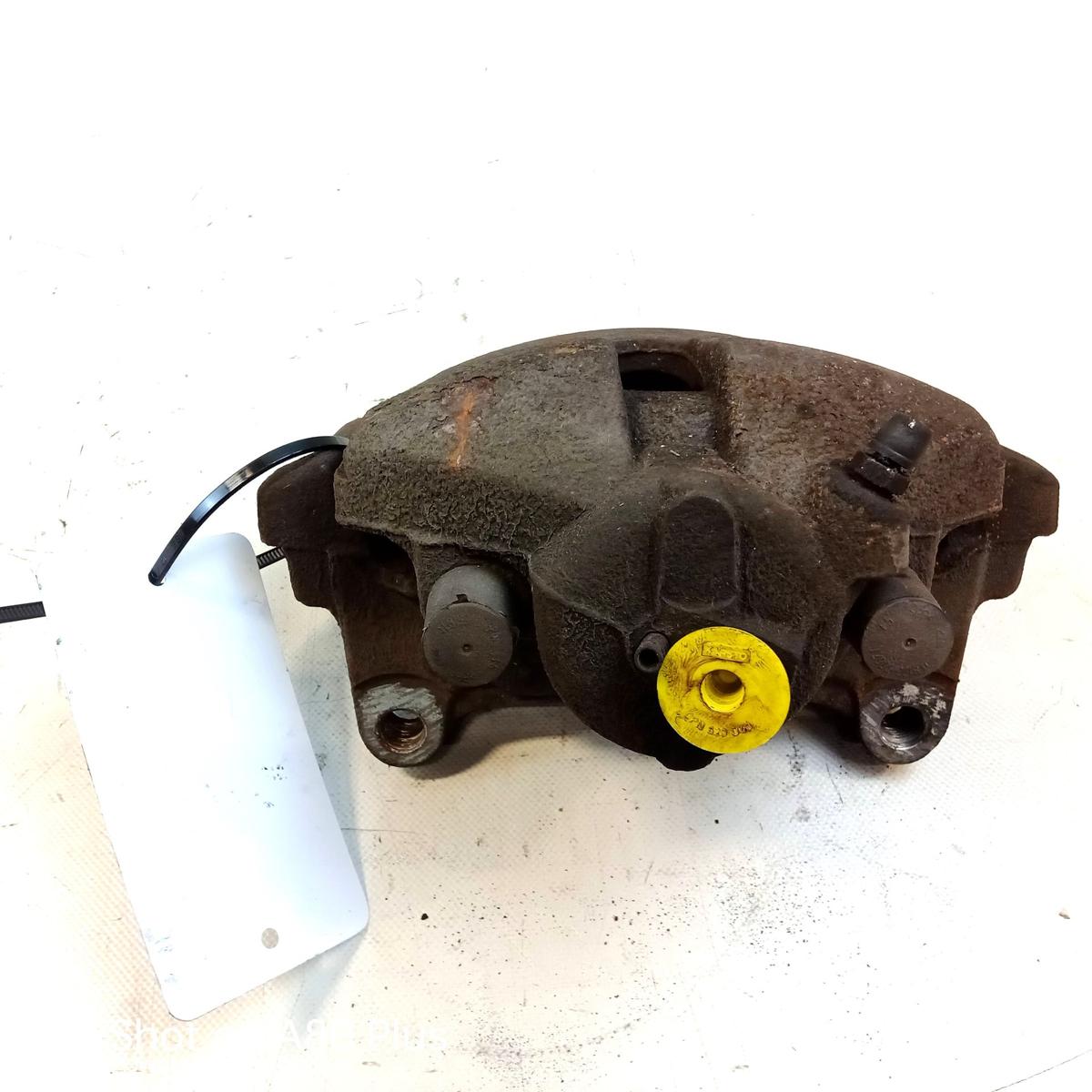 Audi A3 8P Quattro original Bremssattel Vorderachse rechts 312x25mm Bj.2010