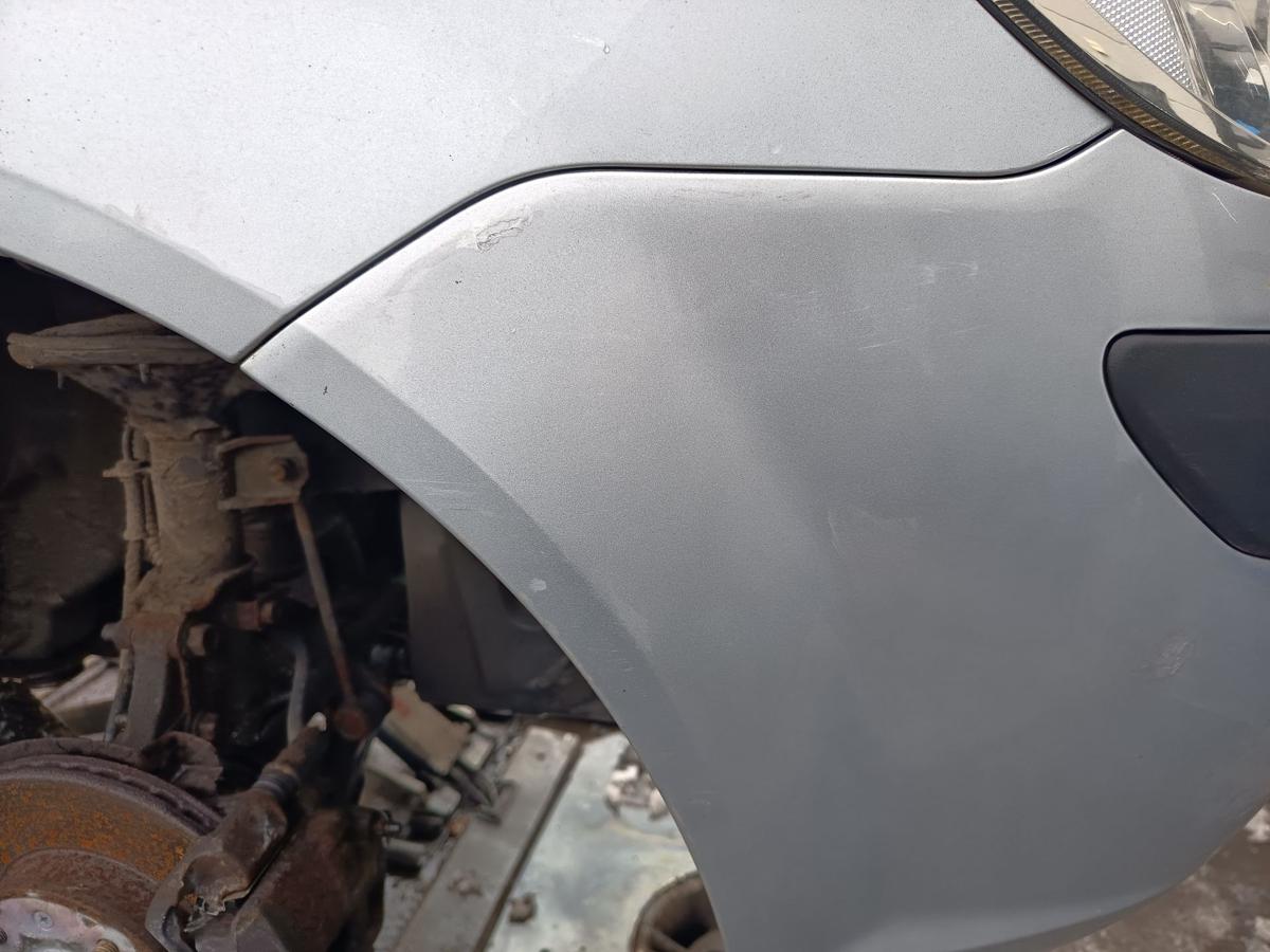 Hyundai Getz original Sto&szlig;stange F&auml;nger vorn/Front 5S Space silver Bj 2005