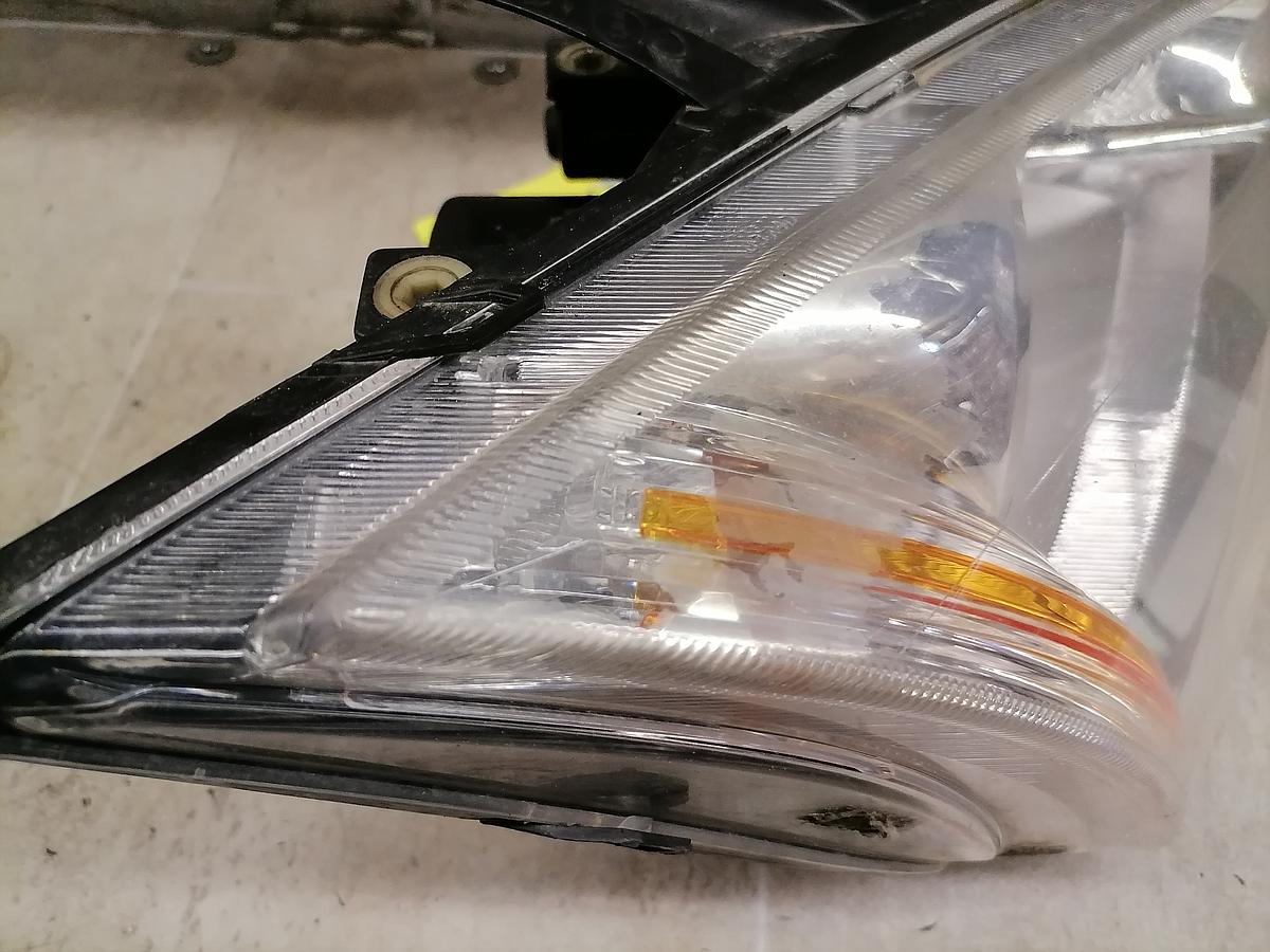 Ford Focus II DA3 04-07 Scheinwerfer Lampe rechts Halogen 4M5113W029AF