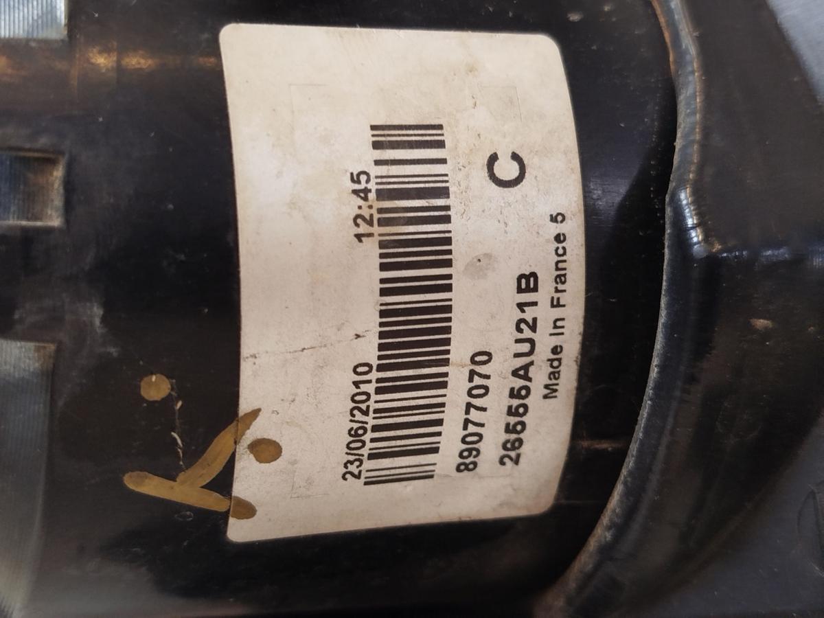 Nissan Primera P12 Fliessheck R&uuml;ckleuchte links R&uuml;cklicht Heckleuchte 5 t&uuml;rig OE