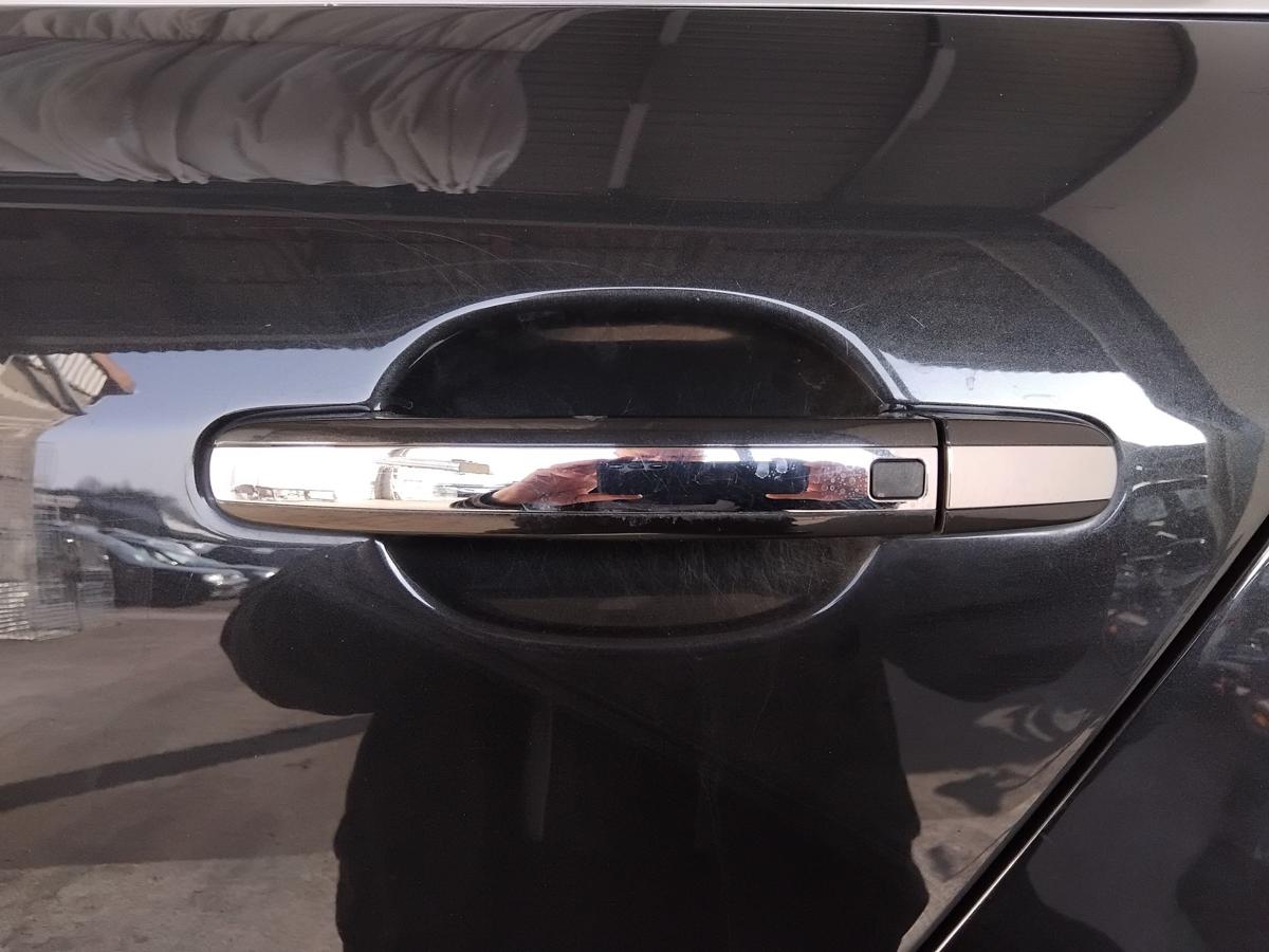 VW Phaeton GP1 T&uuml;r hinten links tarantellaschwarzmetallic LR9V BJ2007