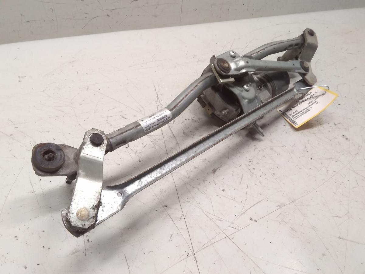 Audi A3 8P Facelift original Wischermotor vorn mit Wischergest&auml;nge Bj.2010