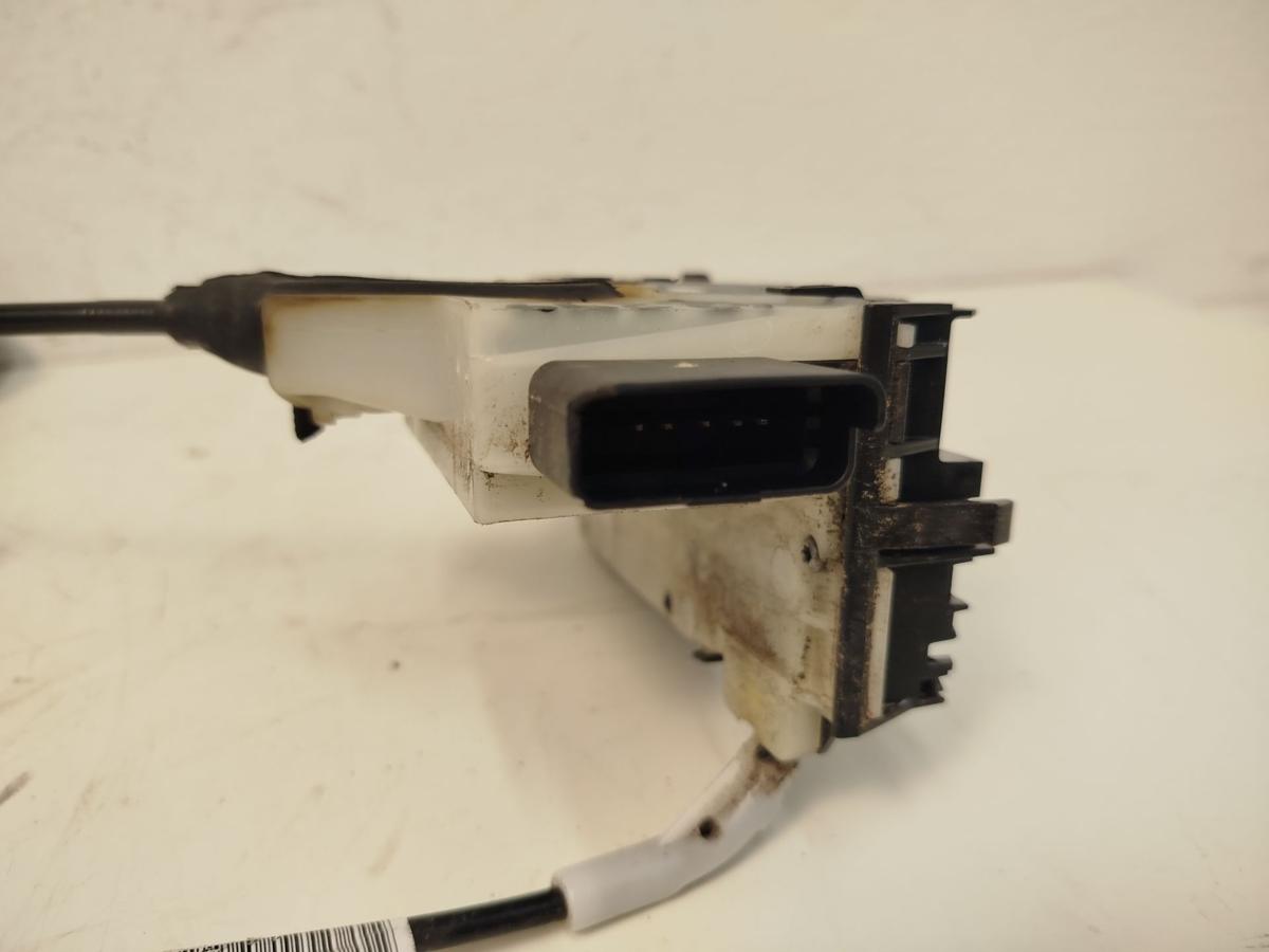 Peugeot 2008 I CU ab16 T&uuml;rschloss vorn rechts mit Tr&auml;ger T&uuml;rgriff Fahrert&uuml;r OEM