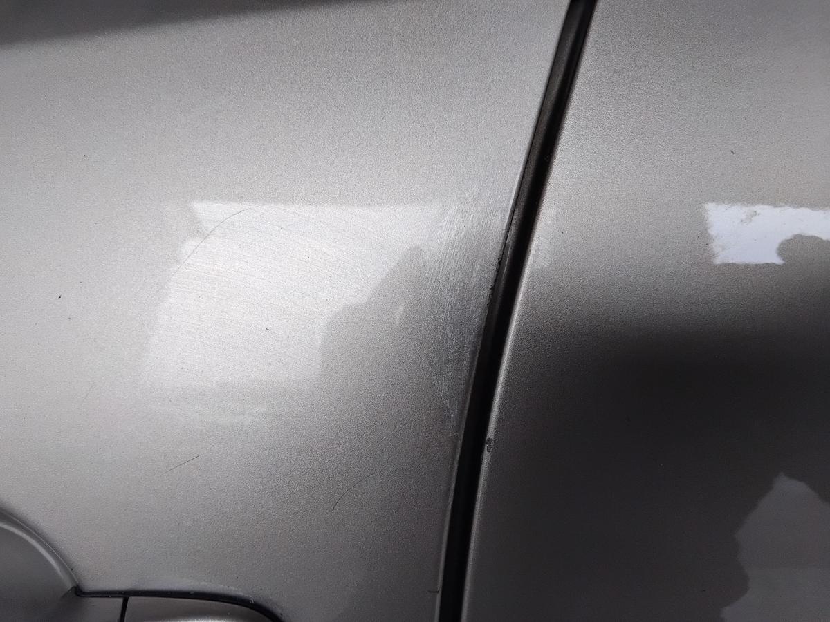 VW Tiguan 5N2 T&uuml;r vorn links Fahrert&uuml;r titaniumbeigemetallic LA1X BJ2012