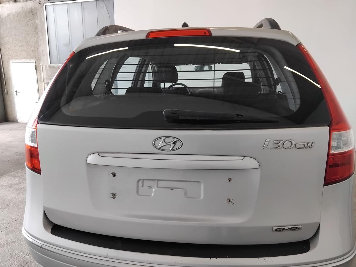 Hyundai i30cw Kombi FD Heckklappe 2R Continental Silver inkl. Heckscheibe BJ2009