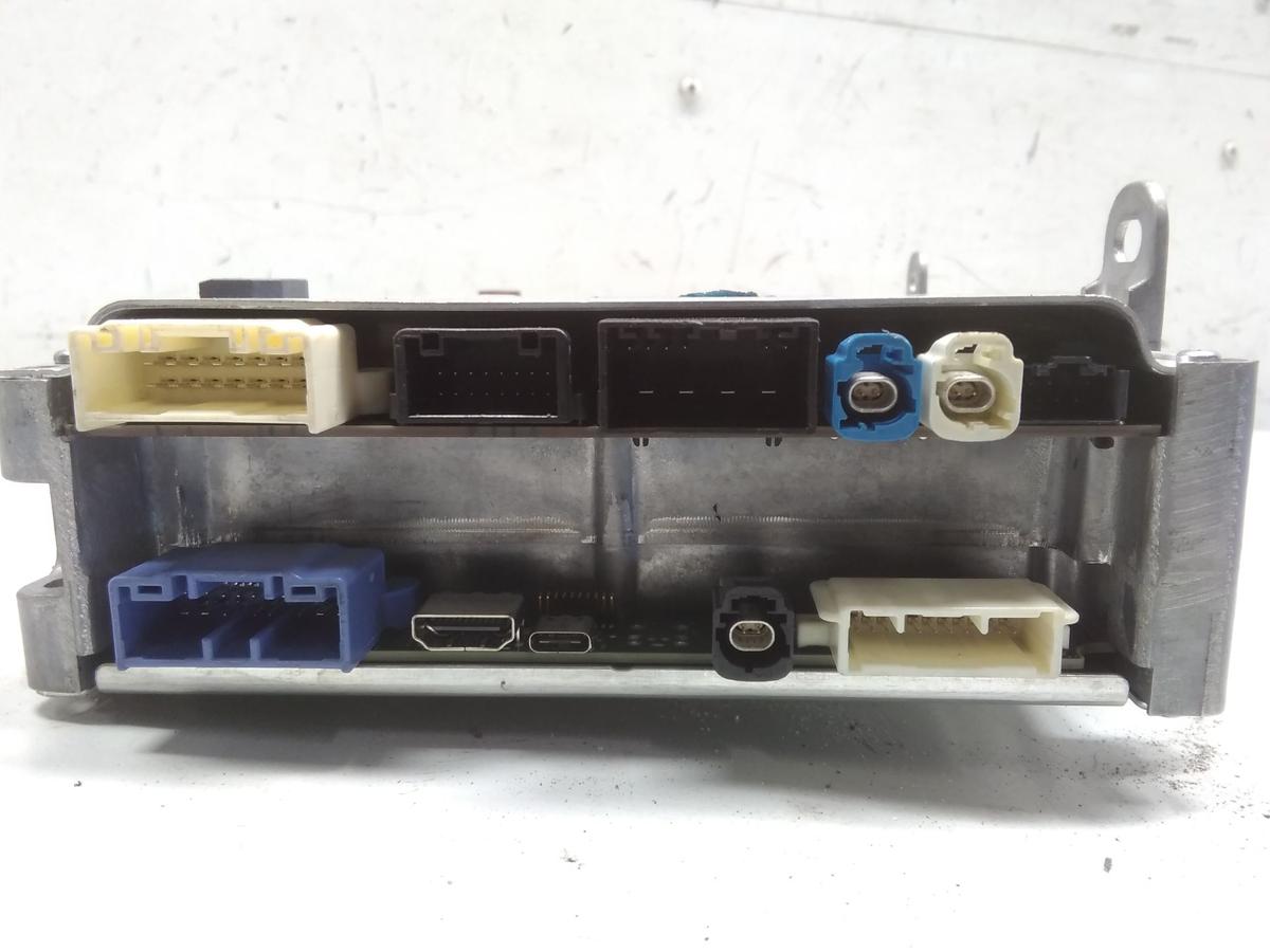 Tesla Model Y original Bordcomputer Hauptrechner 165792000H BJ2023