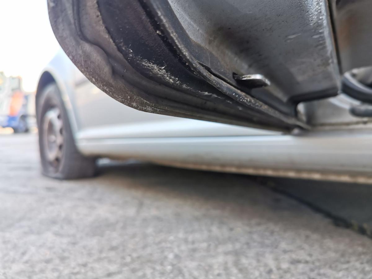 VW Golf IV 4 1J Kombi Tür Autotür Fondtür Rohbau hinten links LA7W Reflexsilber