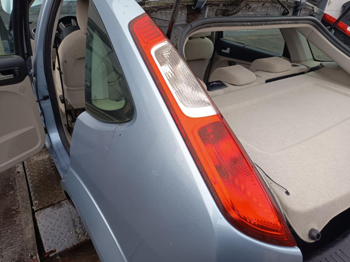 Ford Focus II original R&uuml;ckleuchte links Heck/Schluss/Licht Bj 2005