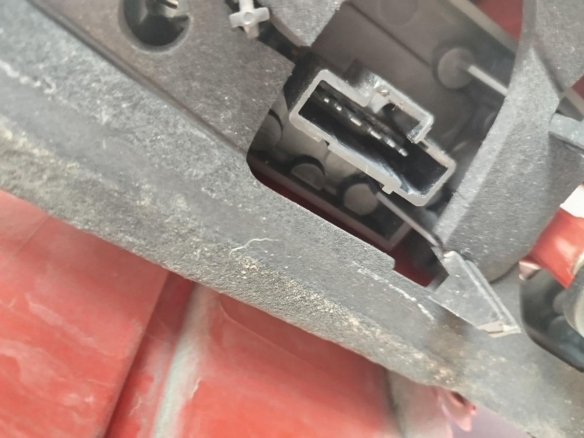 Peugeot 1007 KM R&uuml;ckleuchte rechts R&uuml;cklicht Heckleuchte OEM