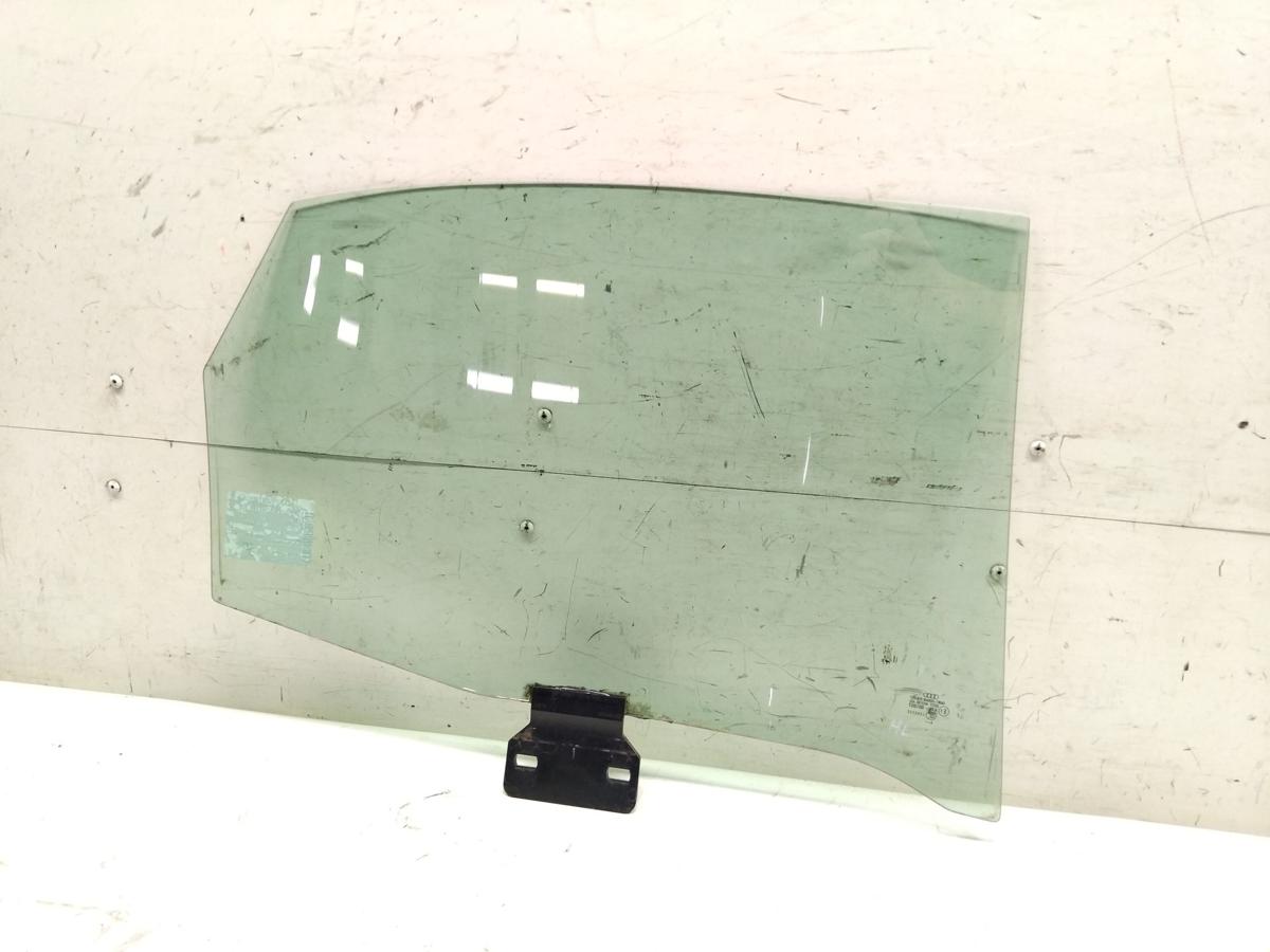 Audi A4 B7 8E original T&uuml;rscheibe hinten links Limousine gr&uuml;ncolor BJ2006