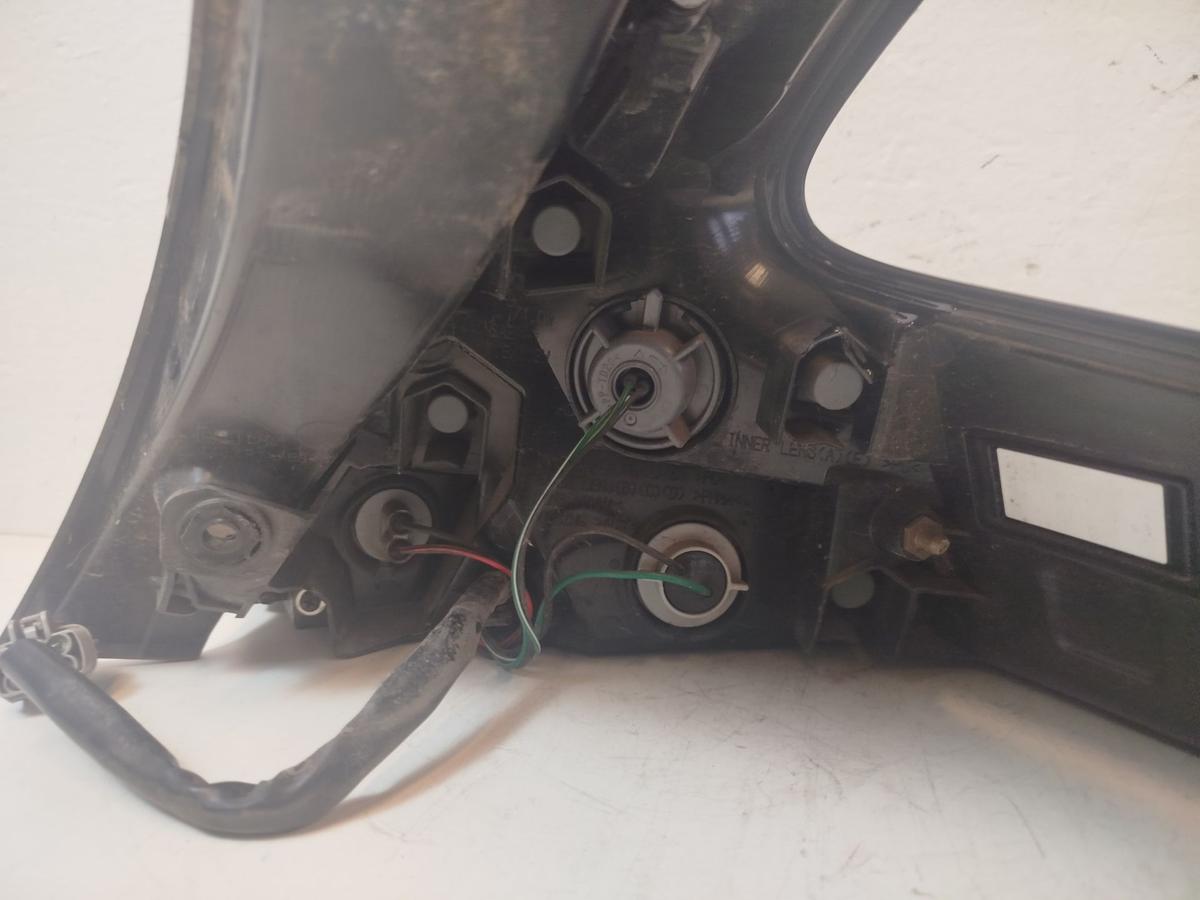 Nissan Leaf ZE1 40kWh R&uuml;ckleuchte links R&uuml;cklicht Heckleuchte LED OEM