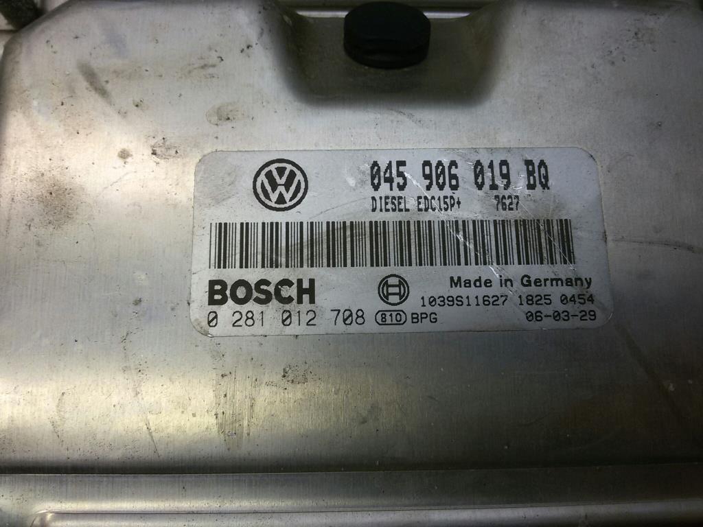 Skoda Fabia 6Y BJ2006 Steuergerät Motor 045906019BQ Bosch 0281012708