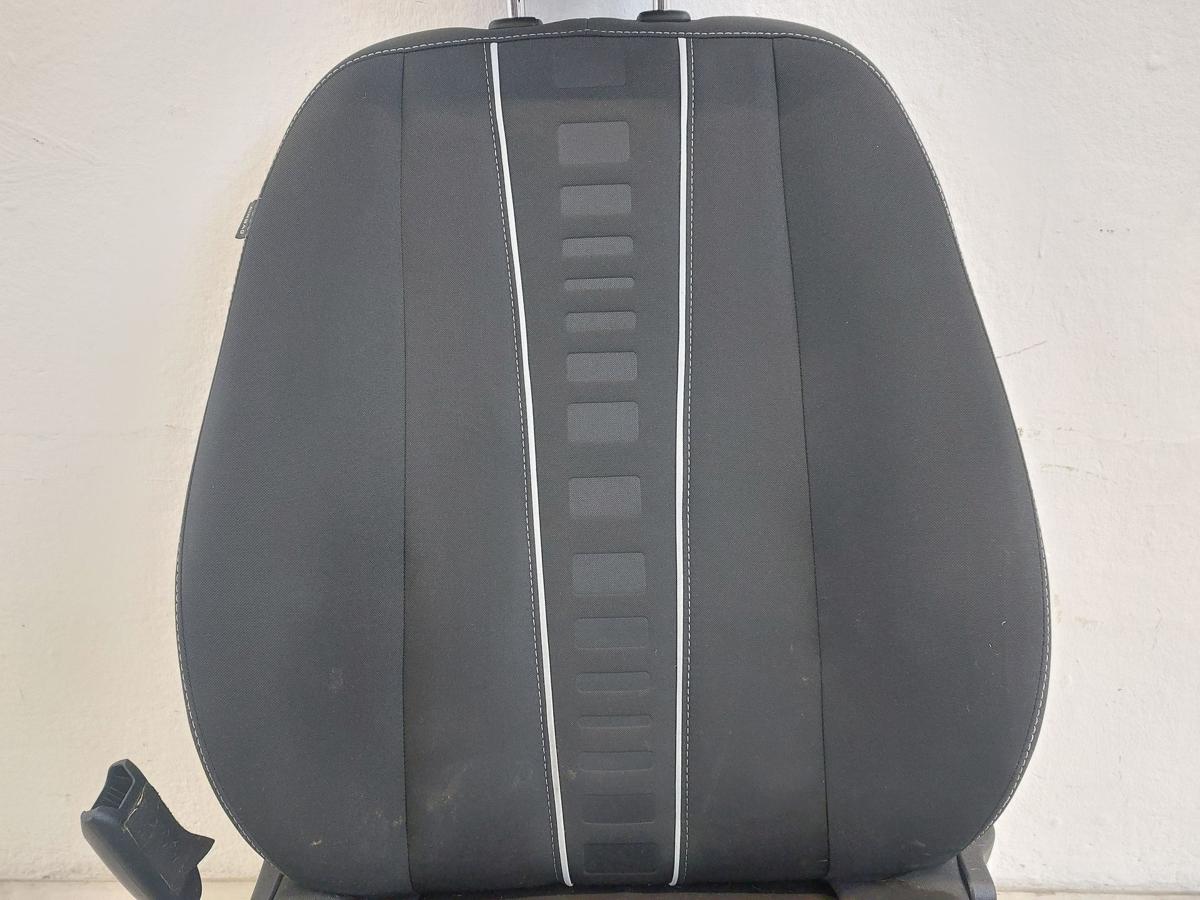 Renault Megane III 3 Sitz vorn rechts Beifahrersitz Stoff Heizung Stoffsitz