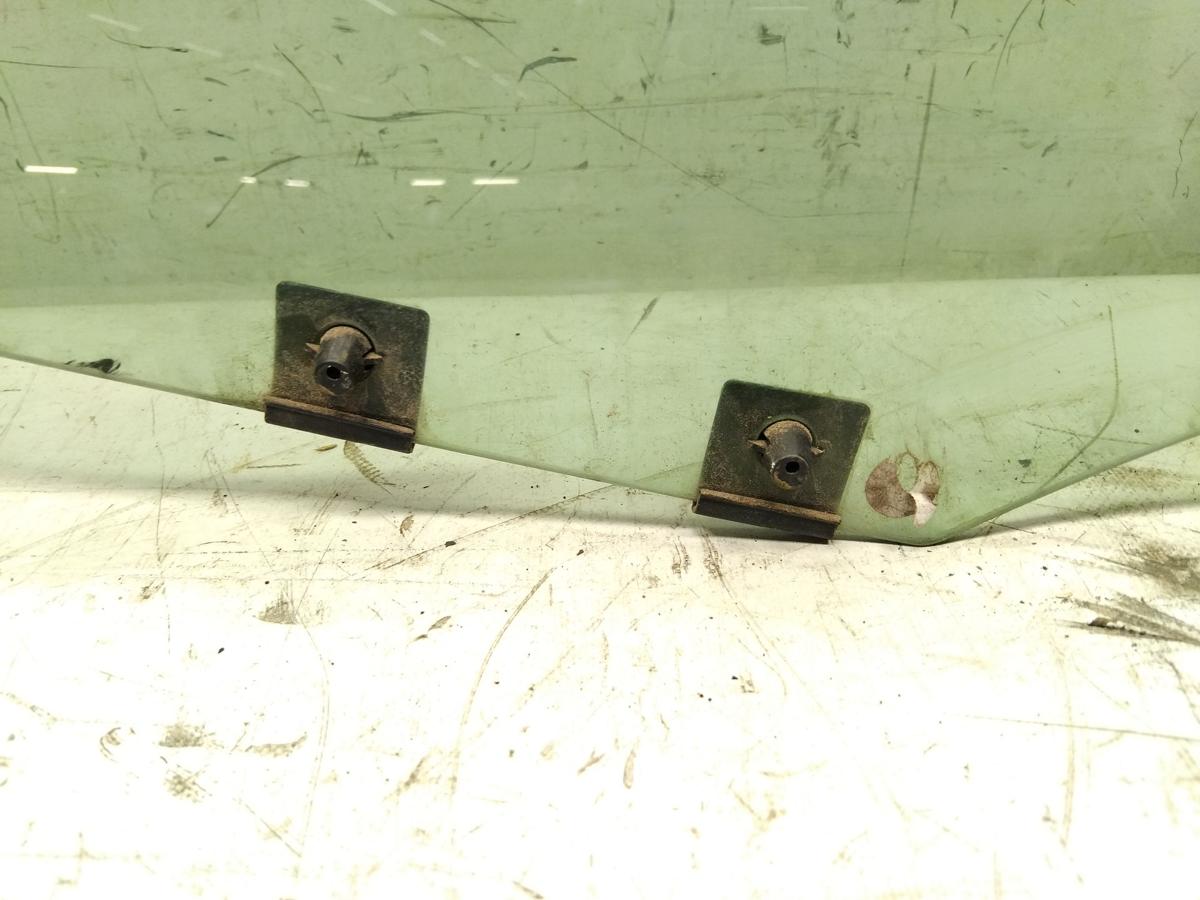 Renault Clio IV X98 original T&uuml;rscheibe vorn links 5-t&uuml;rig gr&uuml;ncolor BJ2016