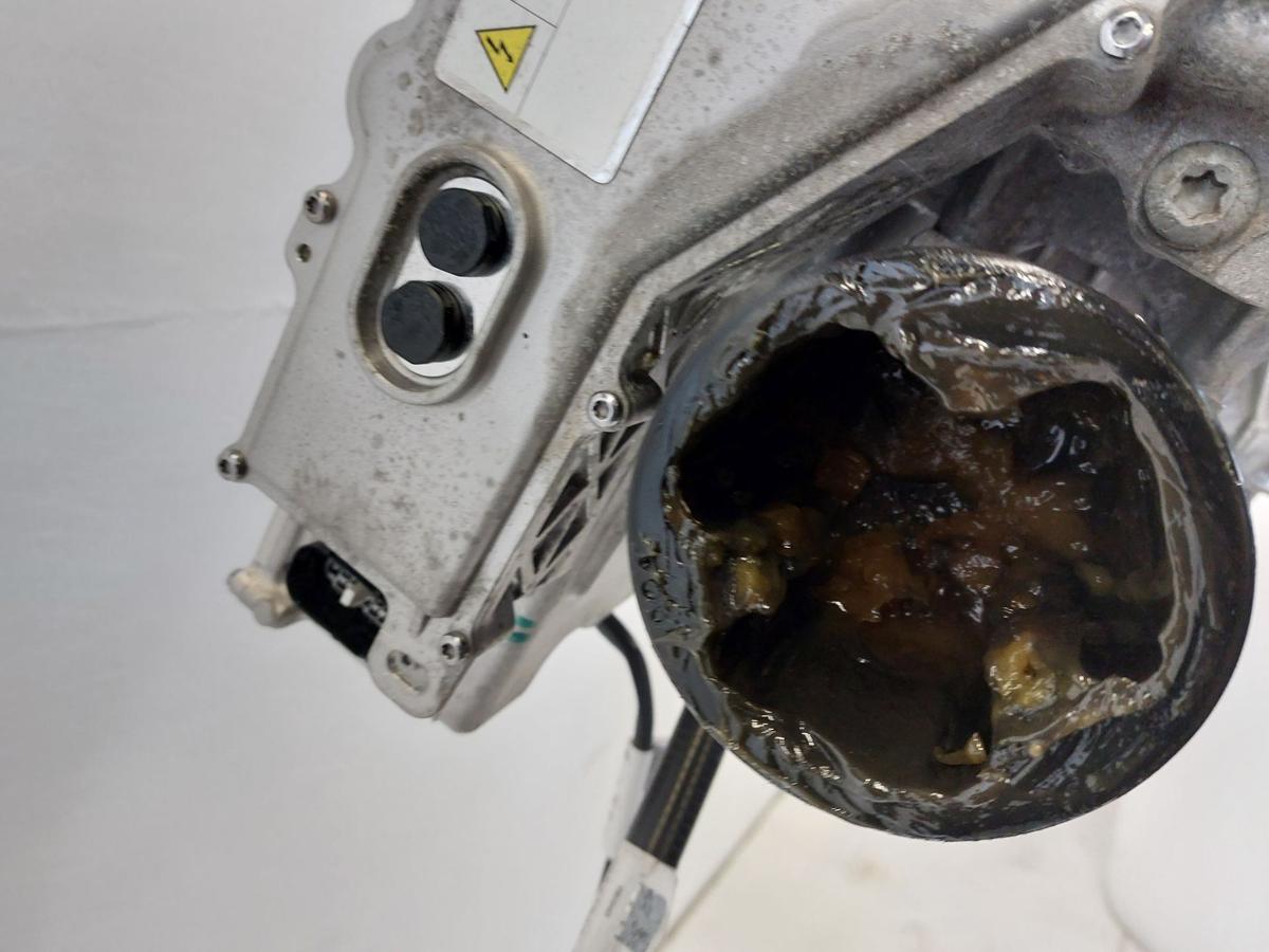 NIO EL6 Elektro SUV Elektromotor Heckmotor 3 Phasen Synchronmotor 210kw 420Nm