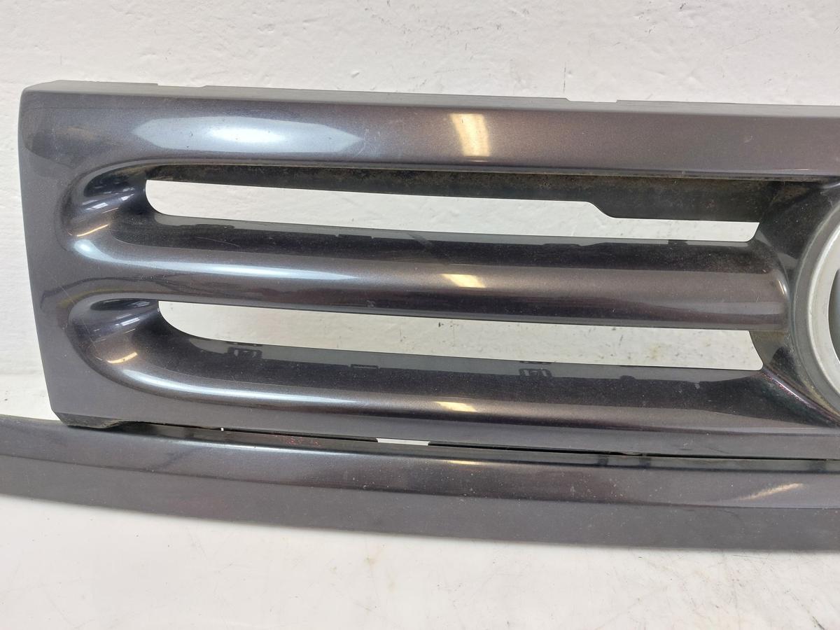 VW Vento 1HX0 Phase 2 original Kühlergrill graumetallic LC5P Halter beschädigt