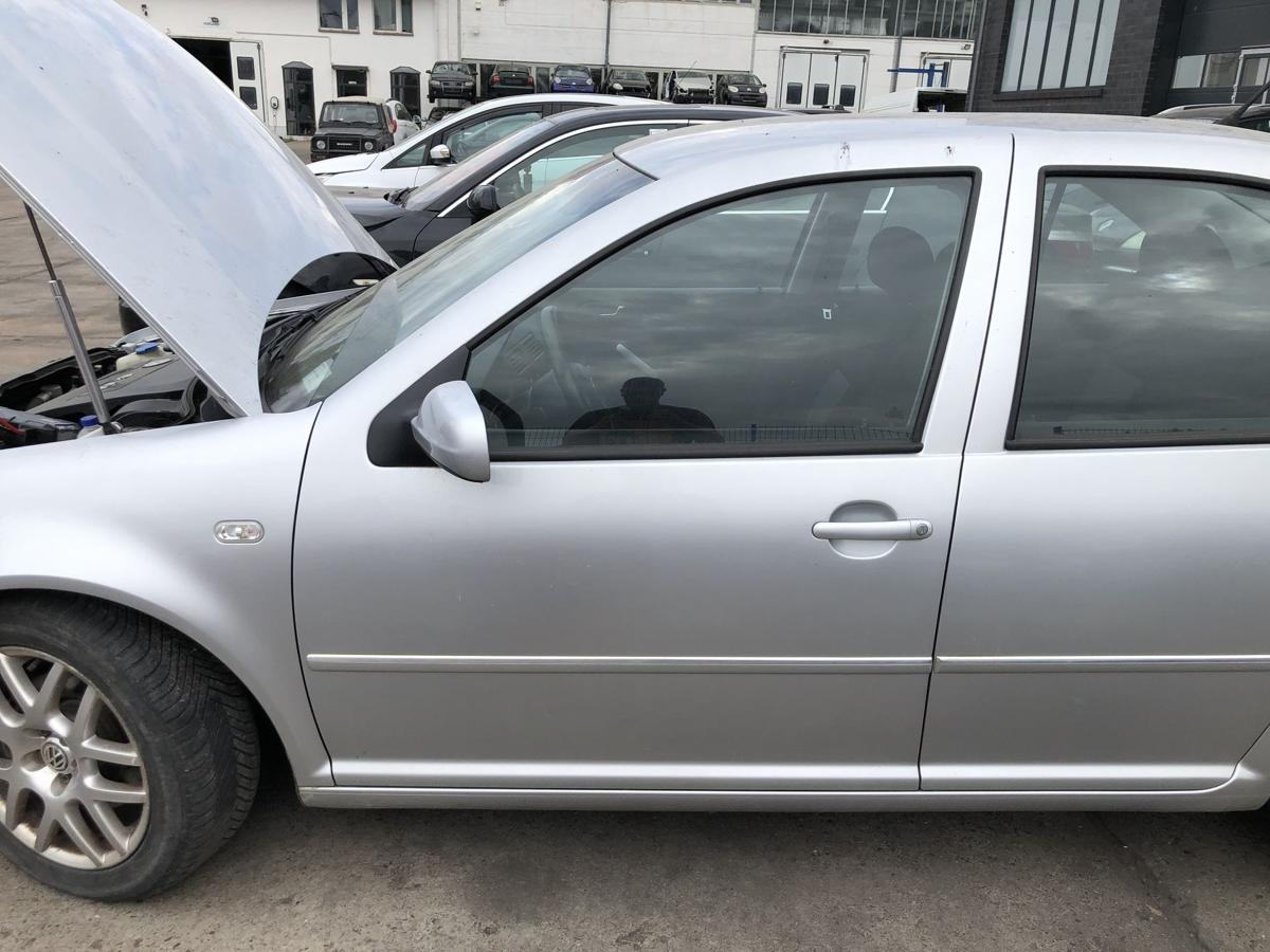 VW Bora 1J Golf 4 T&uuml;r vorn links Fahrert&uuml;r Rohbau LA7W Reflexsilber Metallic