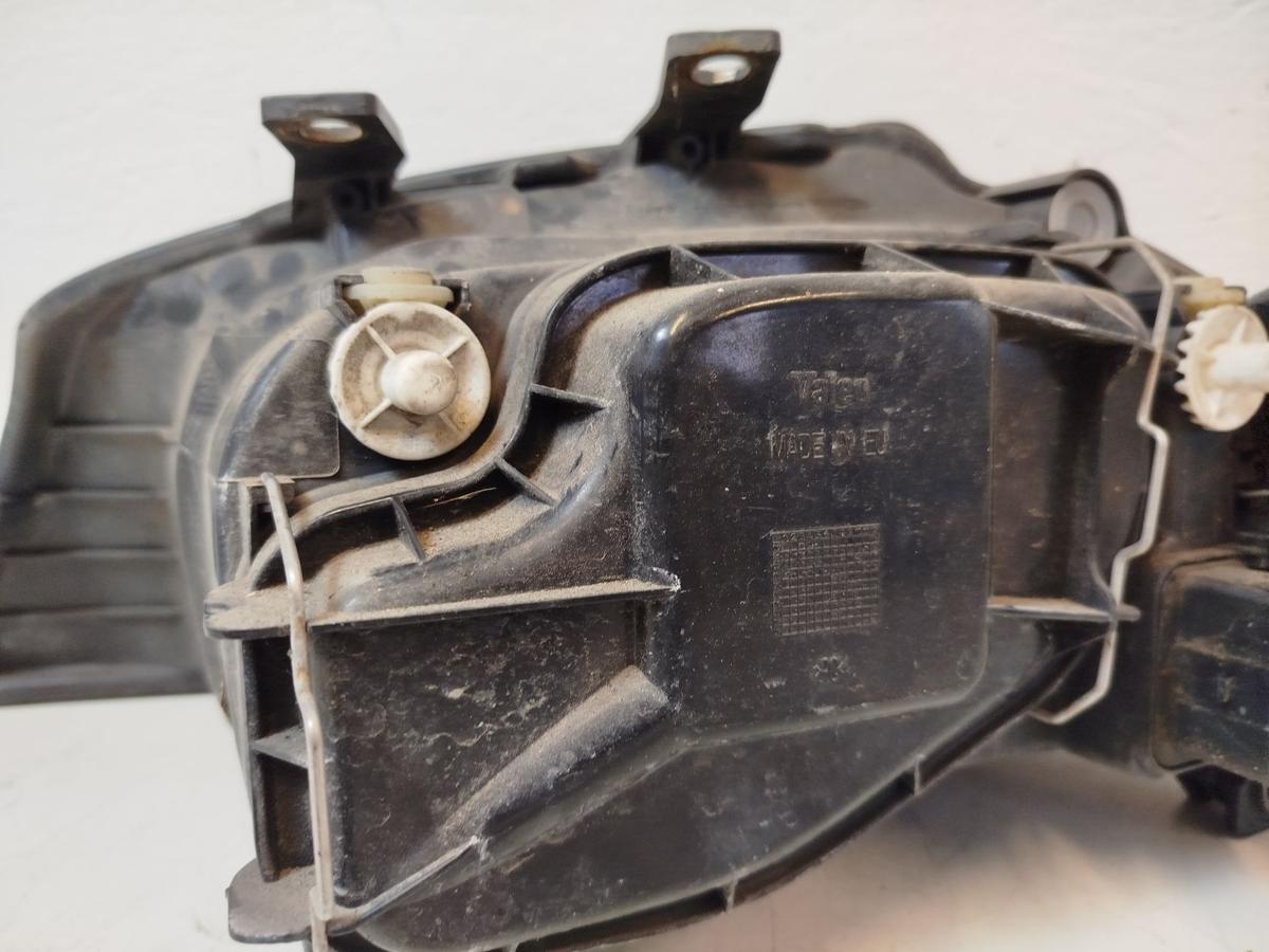 Seat Ibiza 6L Scheinwerfer Hauptscheinwerfer Frontscheinwerfer vorn rechts H4 OE