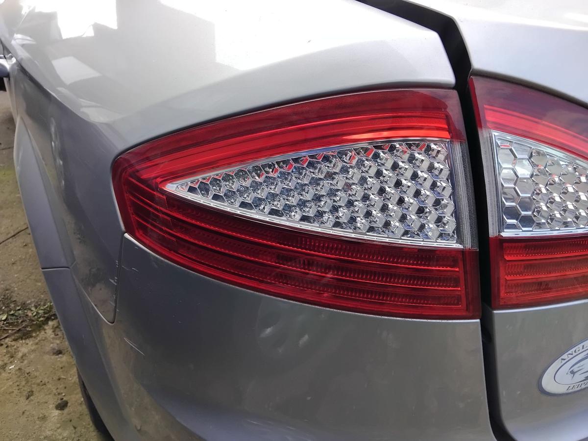 Ford Mondeo 4 BA7 Flie&szlig;heck original R&uuml;ckleuchte Heckleuchte links au&szlig;en BJ2008